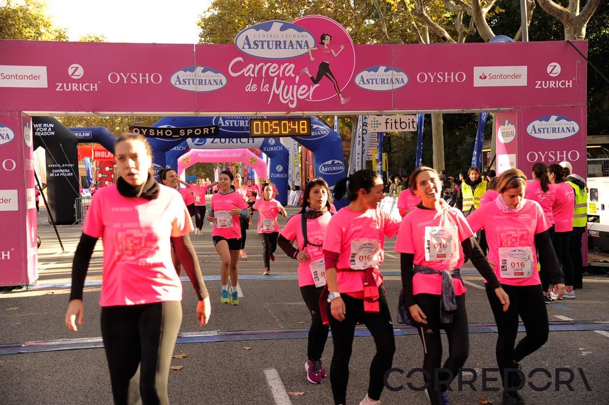 Llegada de la Carrera de la Mujer de Barcelona (ARCO DERECHO 11)
