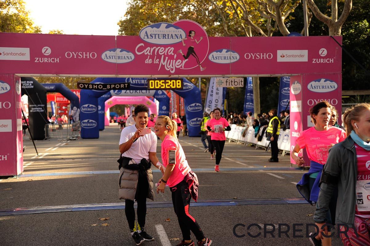 Llegada de la Carrera de la Mujer de Barcelona (ARCO DERECHO 13)