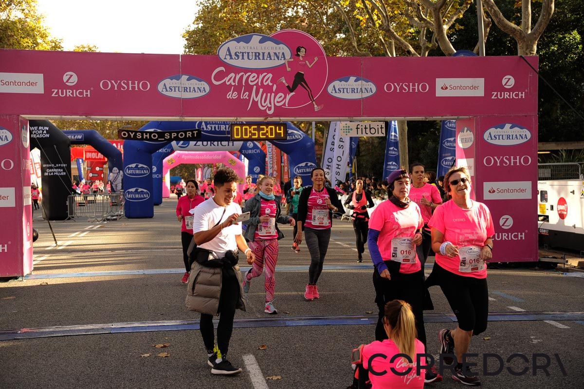 Llegada de la Carrera de la Mujer de Barcelona (ARCO DERECHO 13)
