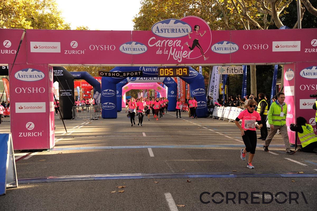 Llegada de la Carrera de la Mujer de Barcelona (ARCO DERECHO 12)