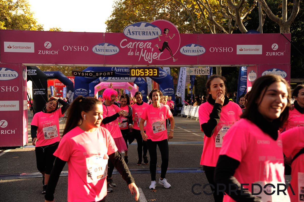Llegada de la Carrera de la Mujer de Barcelona (ARCO DERECHO 15)
