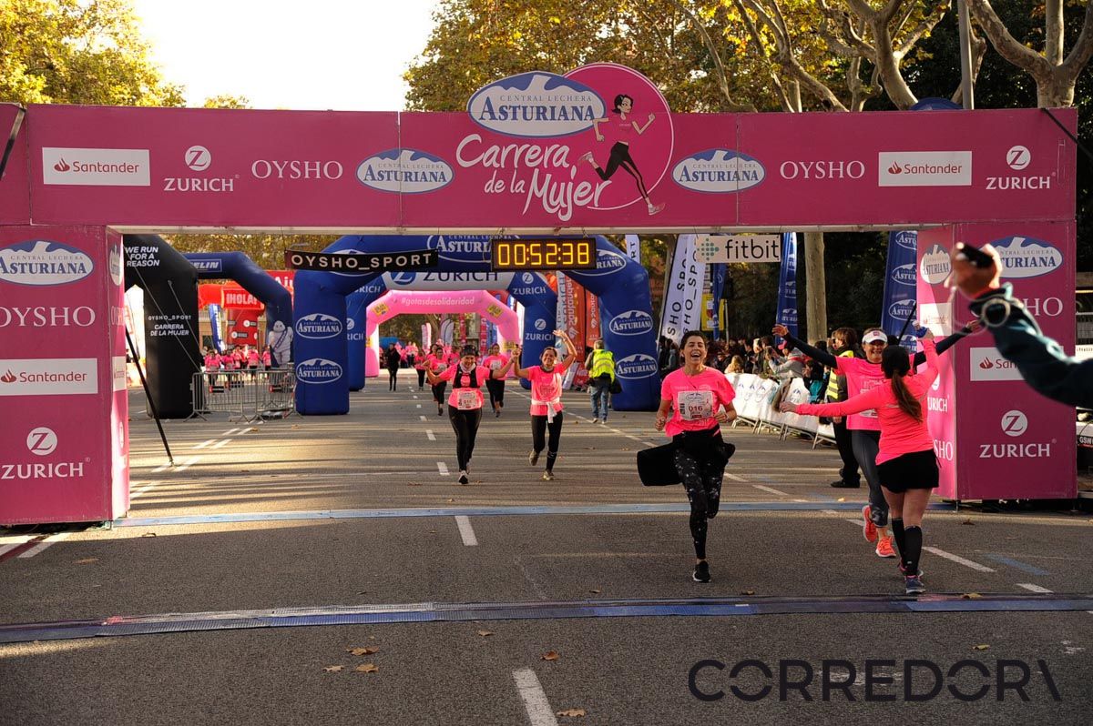Llegada de la Carrera de la Mujer de Barcelona (ARCO DERECHO 13)