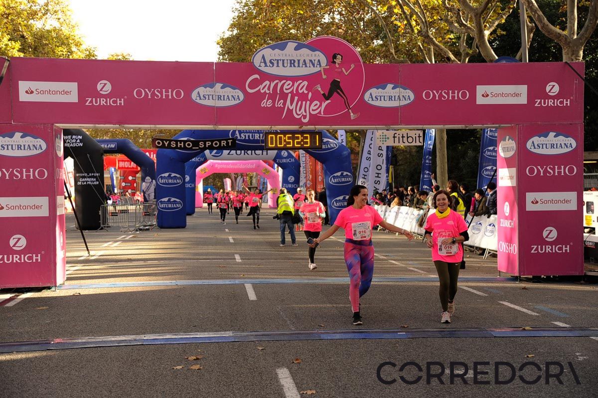 Llegada de la Carrera de la Mujer de Barcelona (ARCO DERECHO 13)