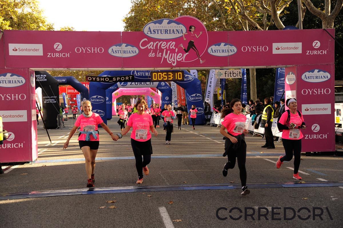 Llegada de la Carrera de la Mujer de Barcelona (ARCO DERECHO 14)