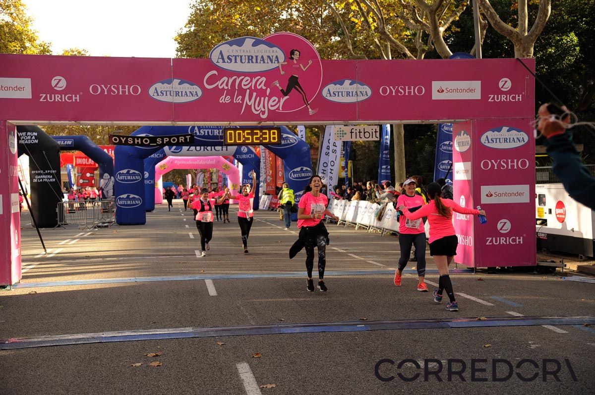 Llegada de la Carrera de la Mujer de Barcelona (ARCO DERECHO 13)