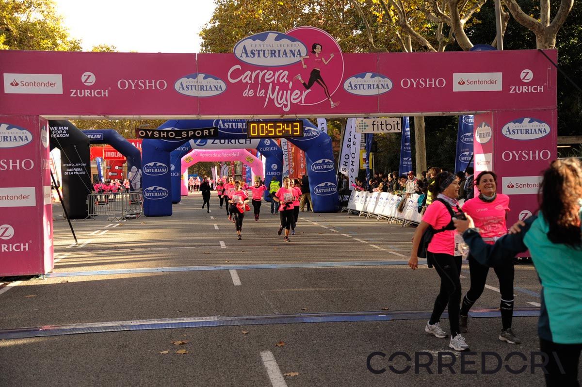 Llegada de la Carrera de la Mujer de Barcelona (ARCO DERECHO 13)