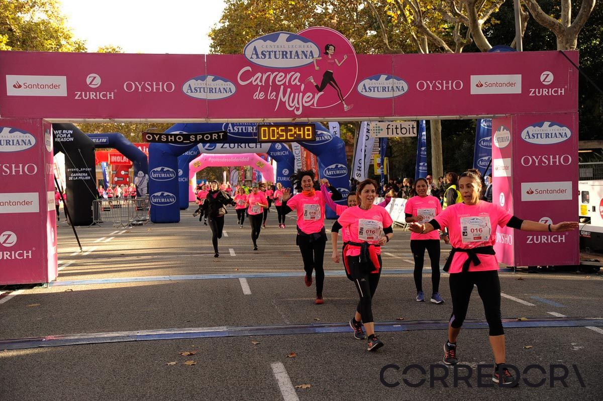 Llegada de la Carrera de la Mujer de Barcelona (ARCO DERECHO 14)