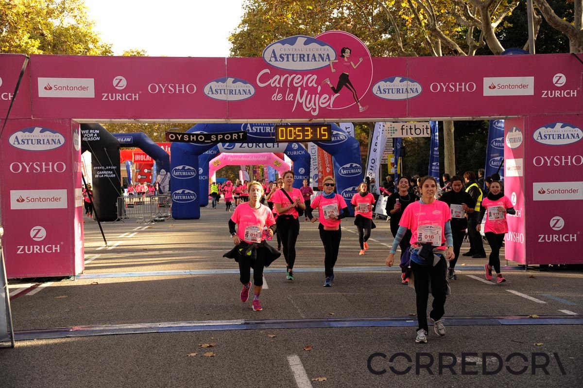 Llegada de la Carrera de la Mujer de Barcelona (ARCO DERECHO 14)