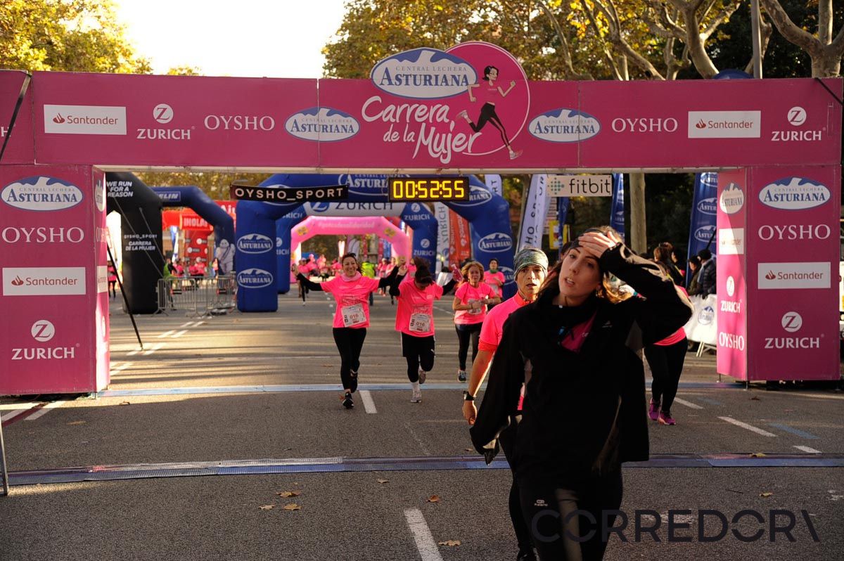 Llegada de la Carrera de la Mujer de Barcelona (ARCO DERECHO 14)
