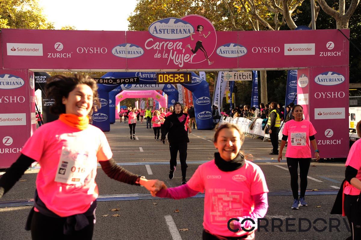 Llegada de la Carrera de la Mujer de Barcelona (ARCO DERECHO 14)