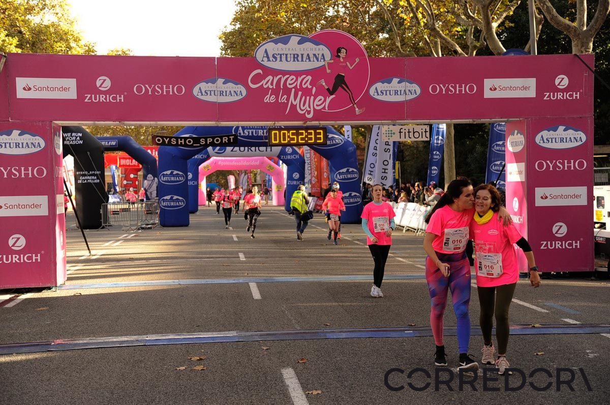 Llegada de la Carrera de la Mujer de Barcelona (ARCO DERECHO 13)