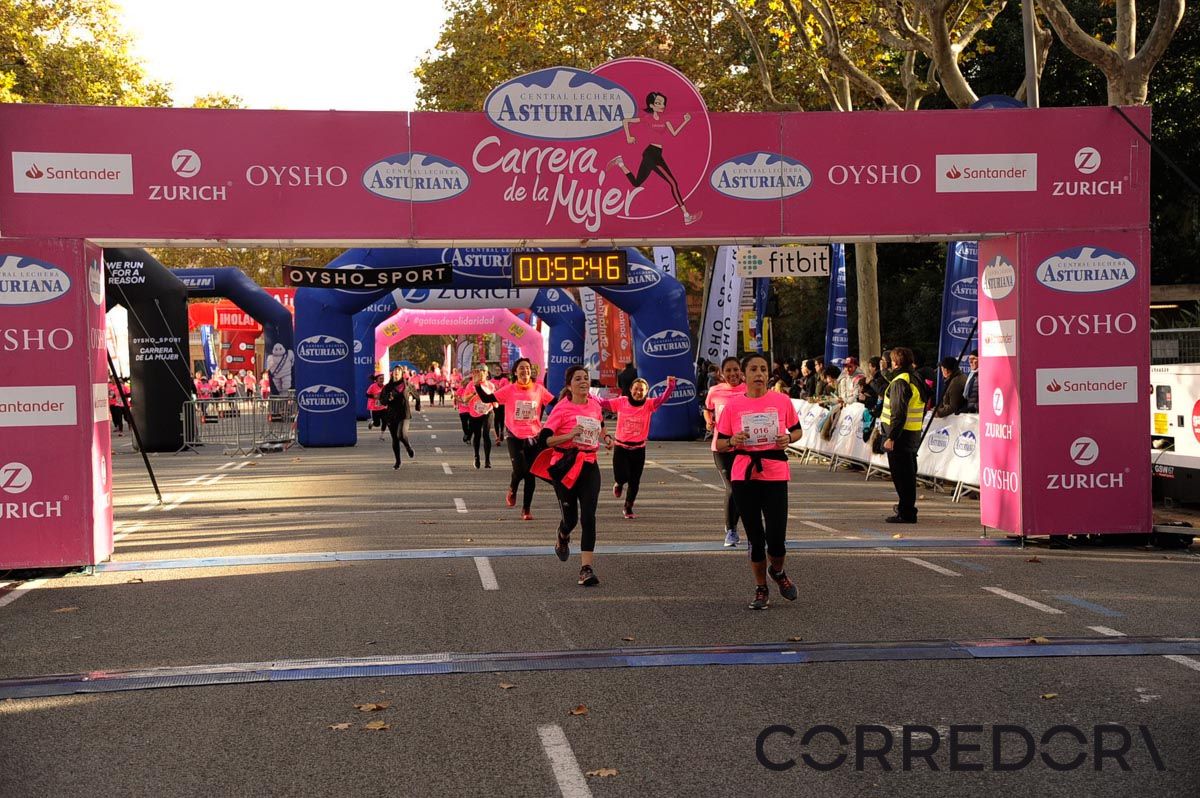 Llegada de la Carrera de la Mujer de Barcelona (ARCO DERECHO 13)