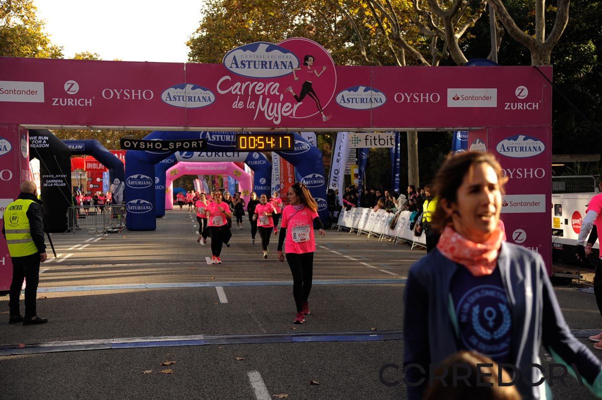 Llegada de la Carrera de la Mujer de Barcelona (ARCO DERECHO 16)