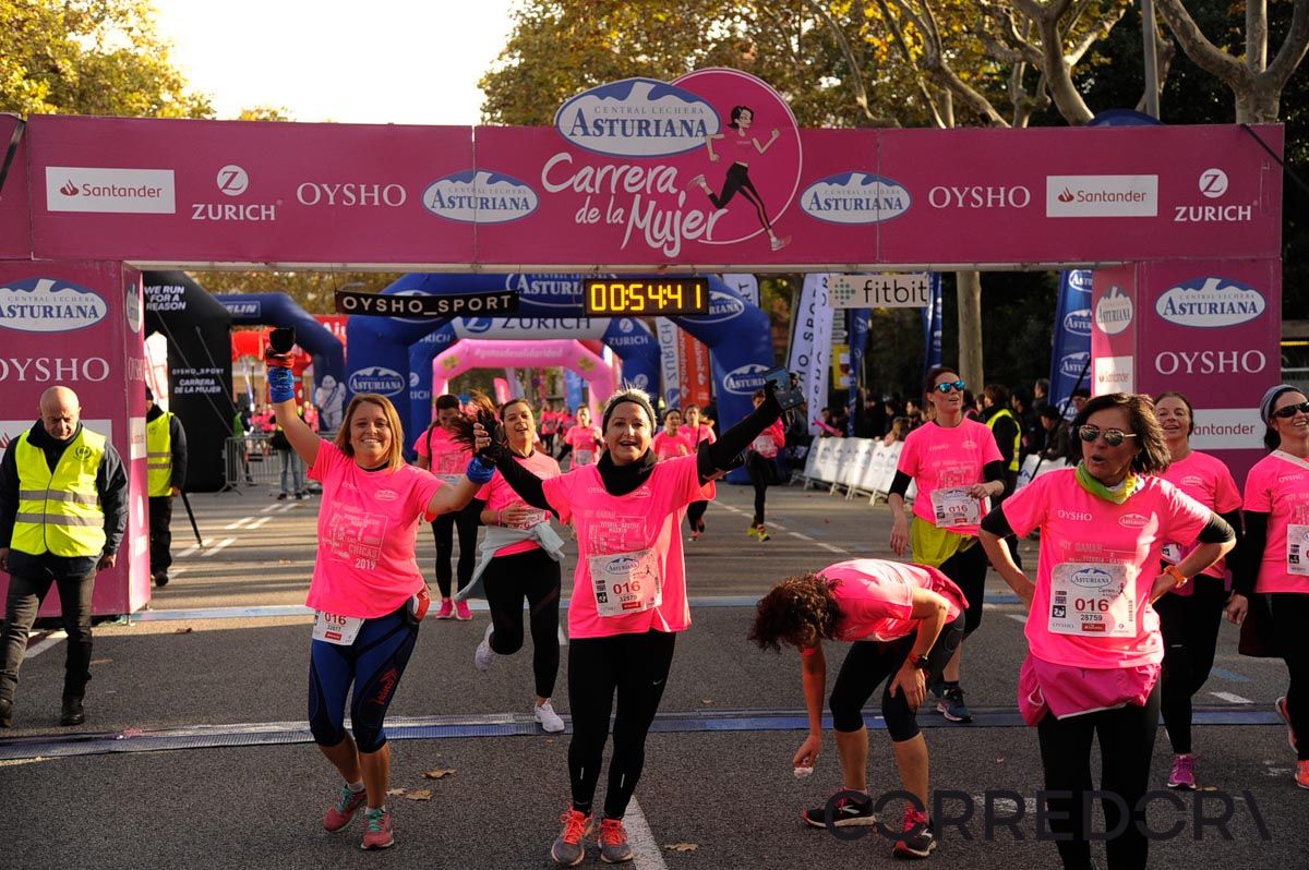 Llegada de la Carrera de la Mujer de Barcelona (ARCO DERECHO 16)
