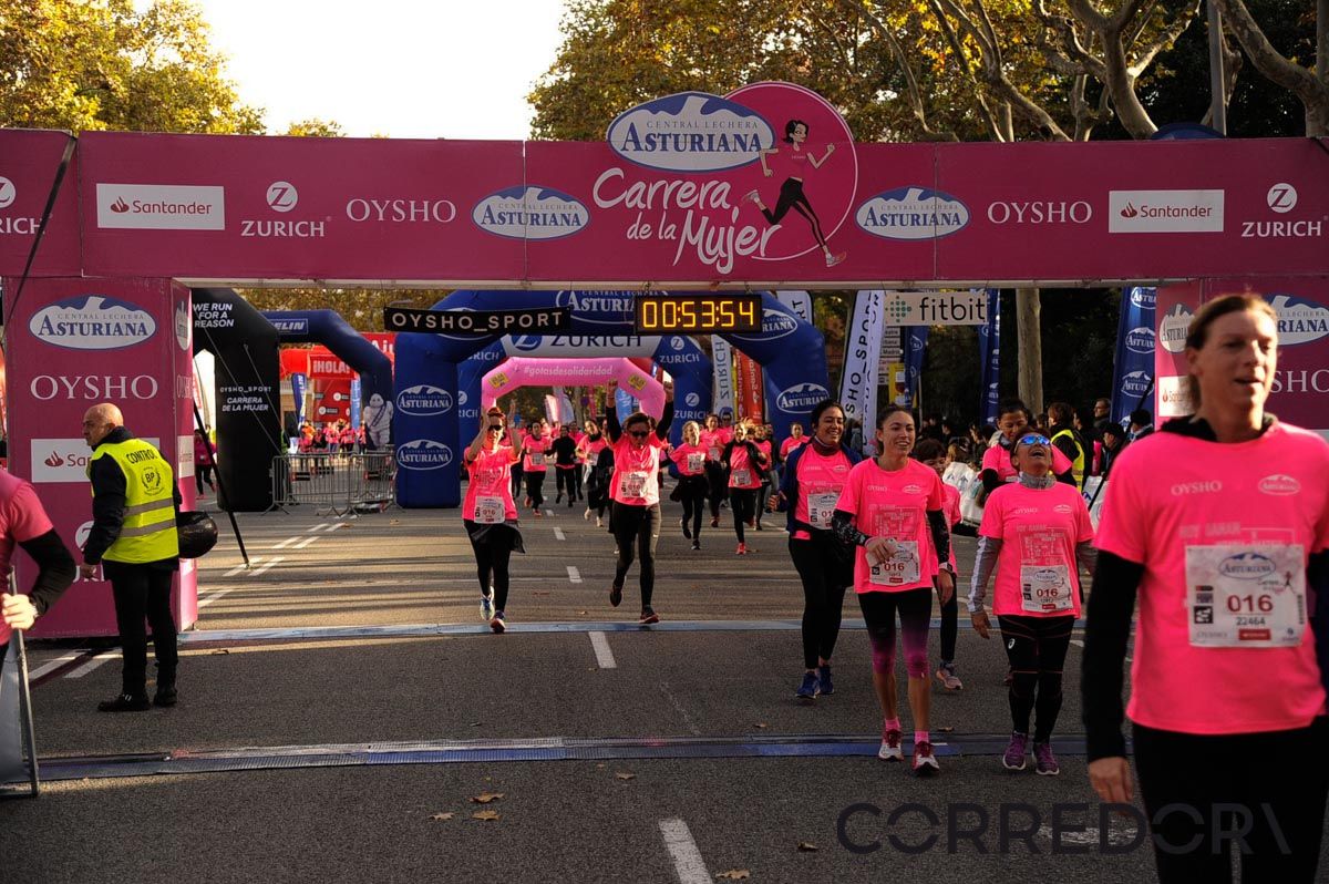 Llegada de la Carrera de la Mujer de Barcelona (ARCO DERECHO 15)