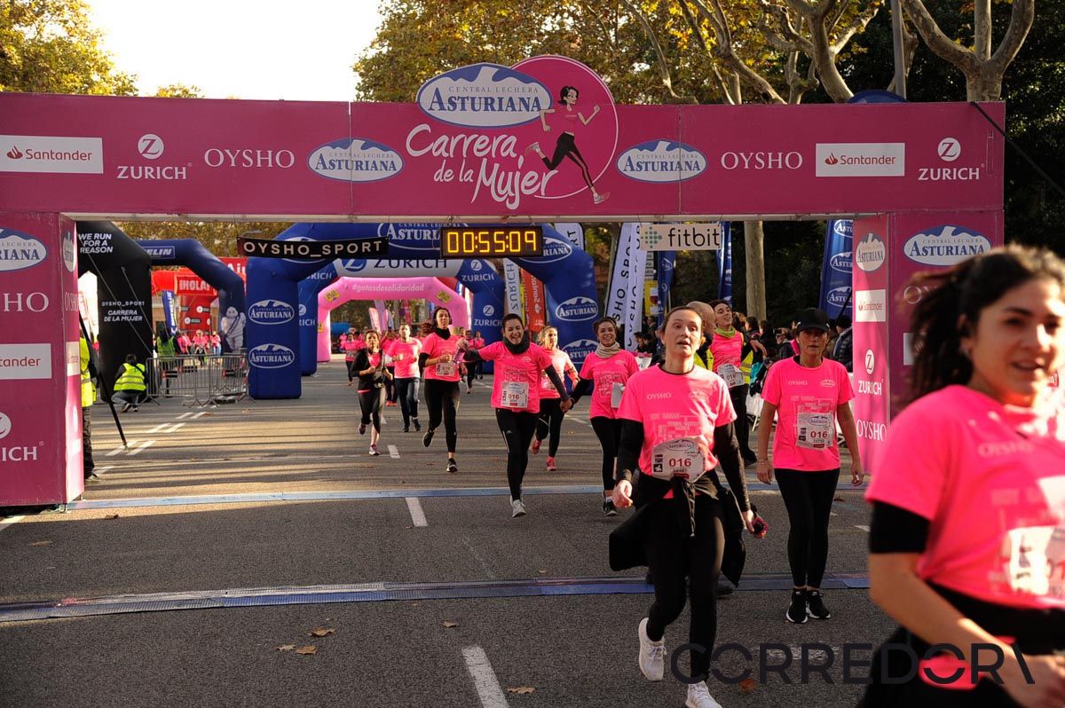 Llegada de la Carrera de la Mujer de Barcelona (ARCO DERECHO 17)