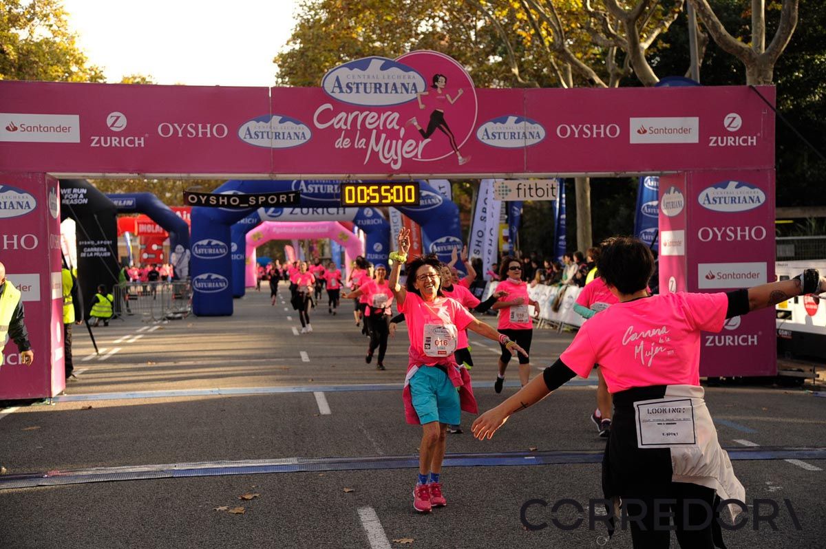 Llegada de la Carrera de la Mujer de Barcelona (ARCO DERECHO 16)