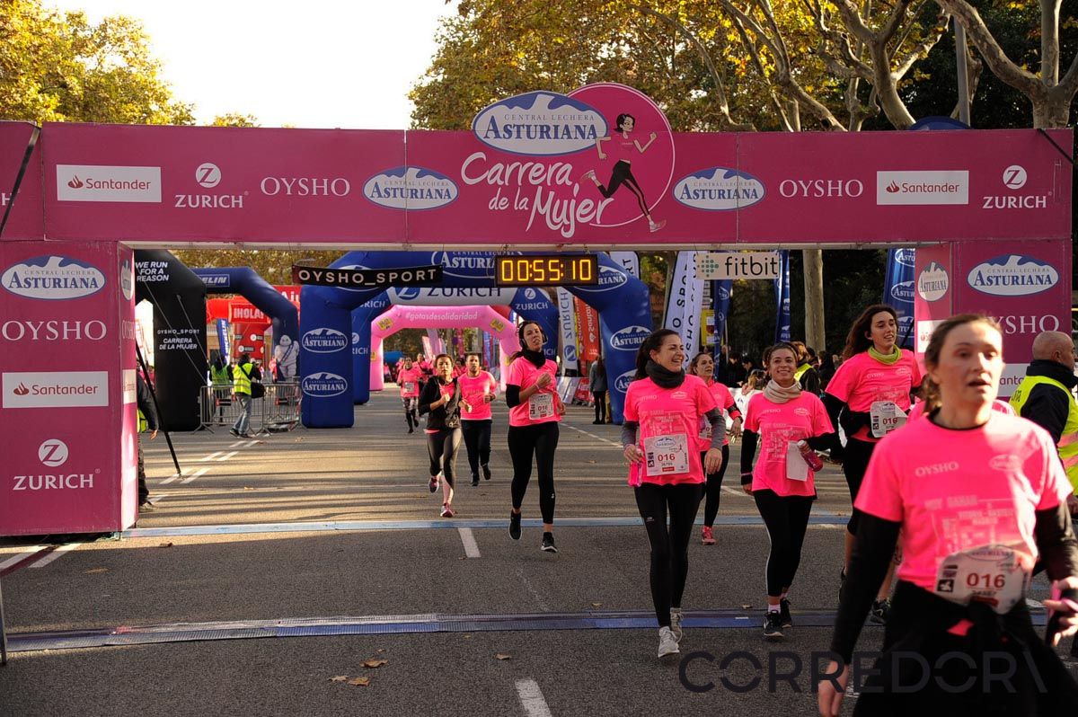 Llegada de la Carrera de la Mujer de Barcelona (ARCO DERECHO 17)