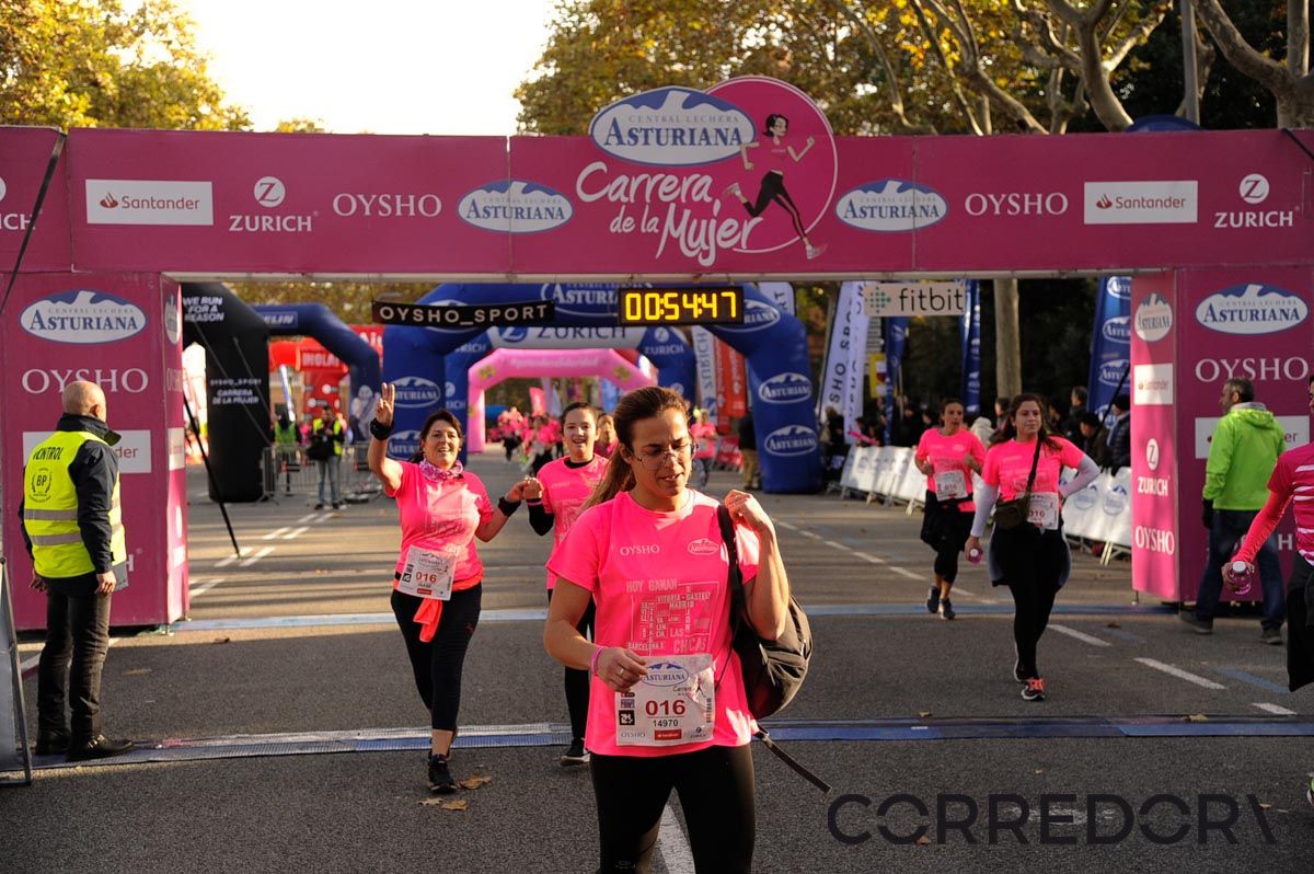 Llegada de la Carrera de la Mujer de Barcelona (ARCO DERECHO 16)
