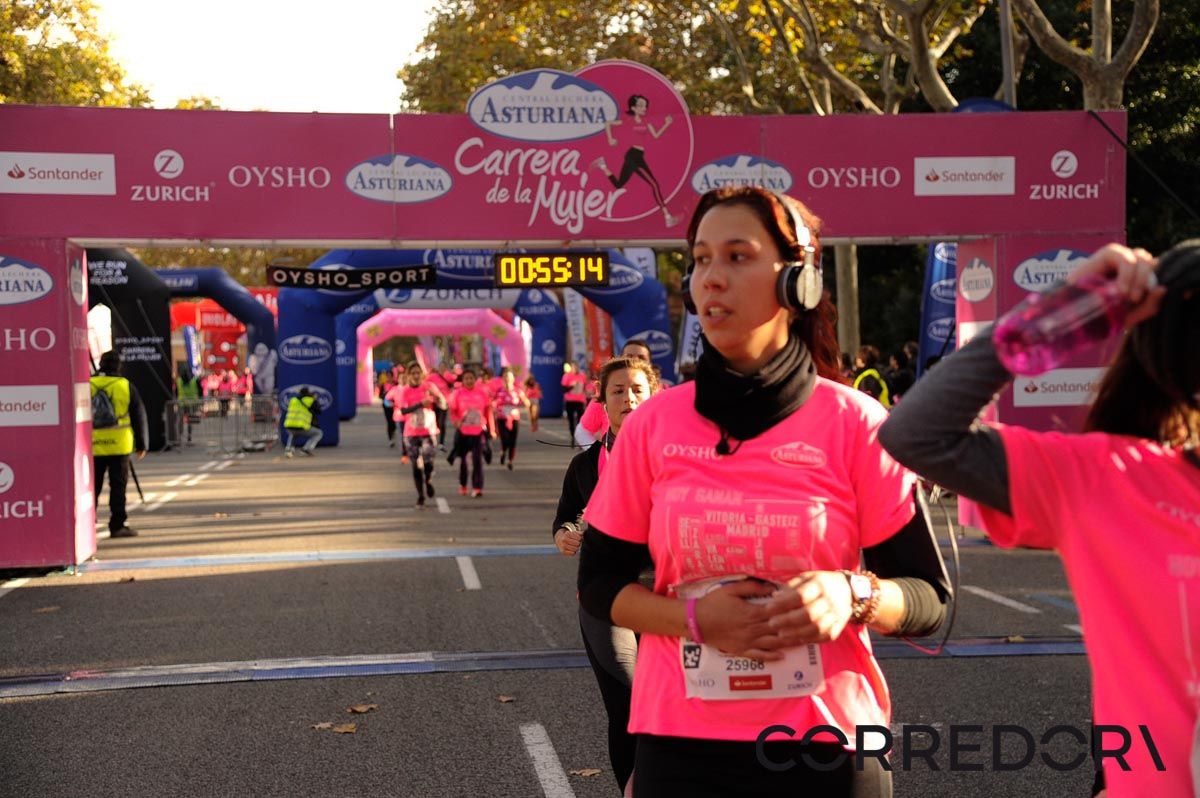Llegada de la Carrera de la Mujer de Barcelona (ARCO DERECHO 17)