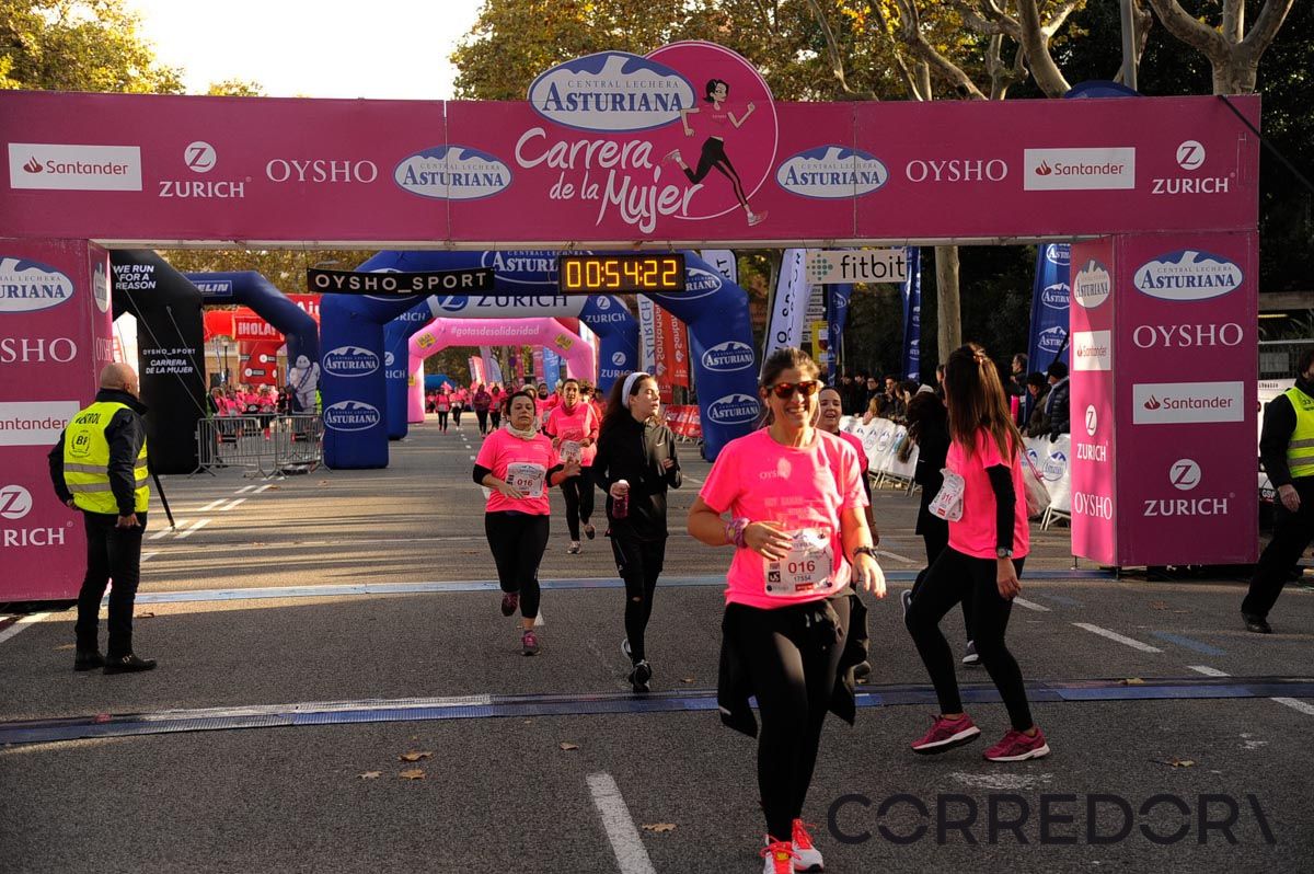 Llegada de la Carrera de la Mujer de Barcelona (ARCO DERECHO 16)