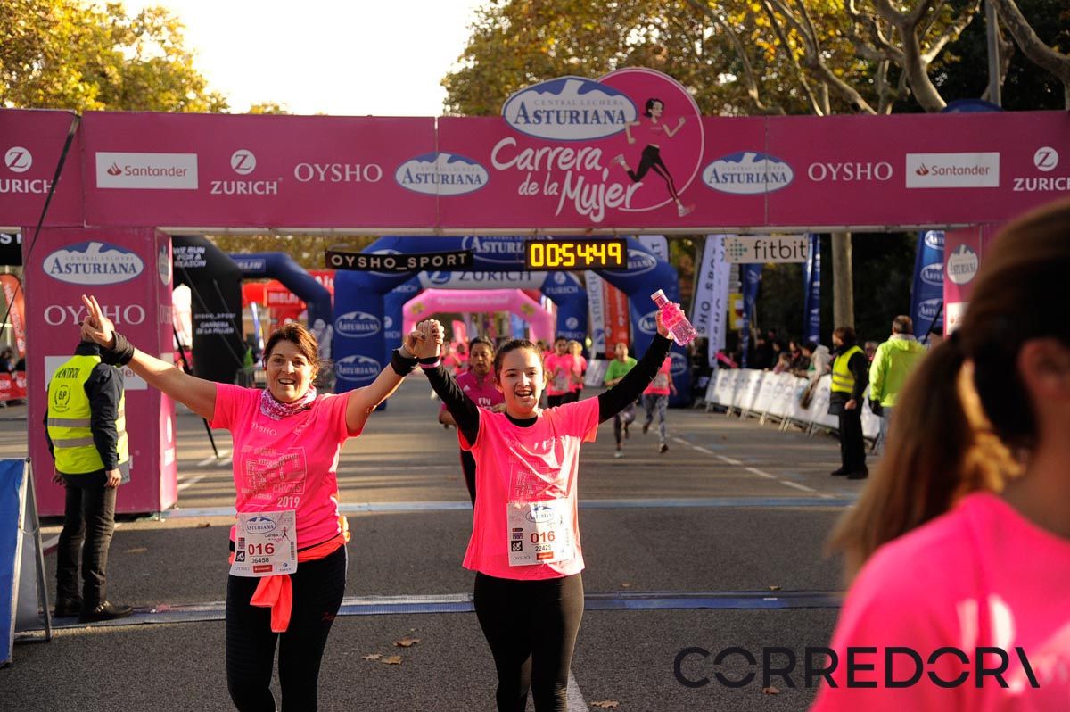 Llegada de la Carrera de la Mujer de Barcelona (ARCO DERECHO 16)