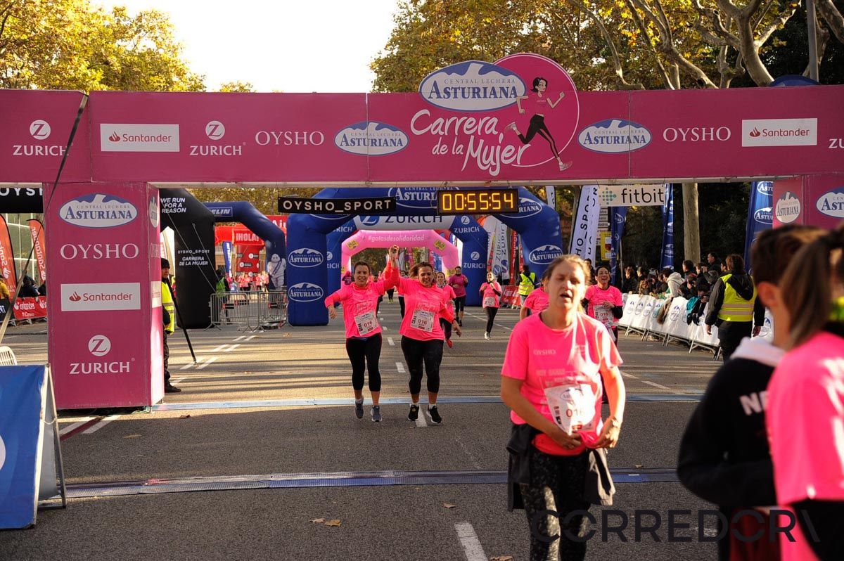 Llegada de la Carrera de la Mujer de Barcelona (ARCO DERECHO 17)
