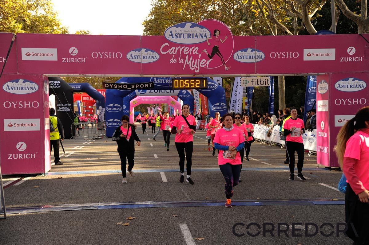 Llegada de la Carrera de la Mujer de Barcelona (ARCO DERECHO 17)