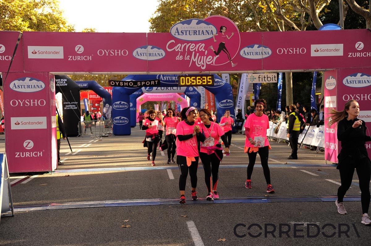 Llegada de la Carrera de la Mujer de Barcelona (ARCO DERECHO 18)