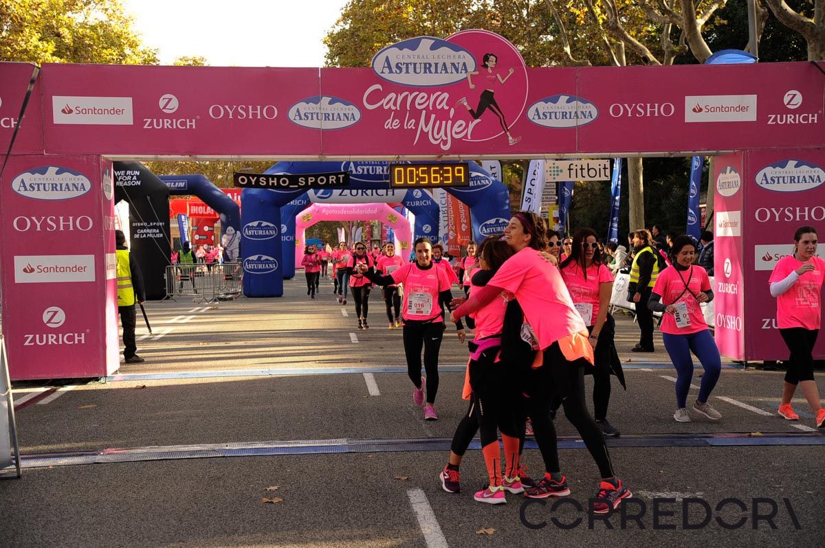 Llegada de la Carrera de la Mujer de Barcelona (ARCO DERECHO 18)