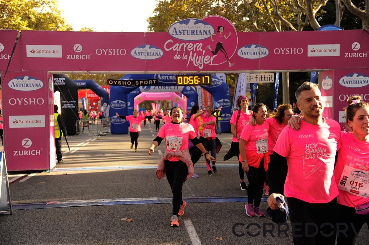 Llegada de la Carrera de la Mujer de Barcelona (ARCO DERECHO 18)