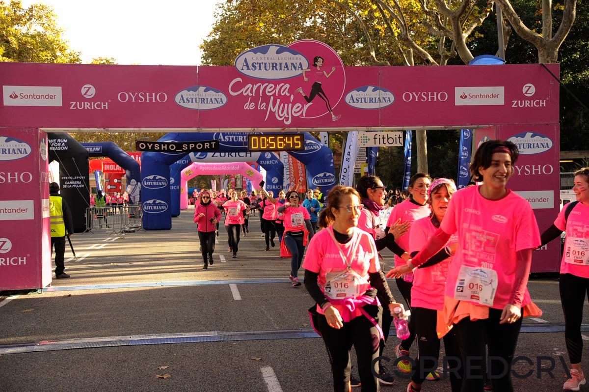 Llegada de la Carrera de la Mujer de Barcelona (ARCO DERECHO 18)