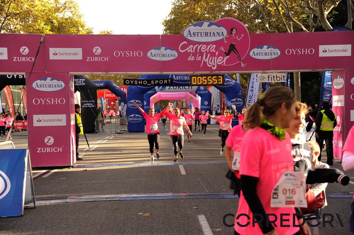 Llegada de la Carrera de la Mujer de Barcelona (ARCO DERECHO 17)