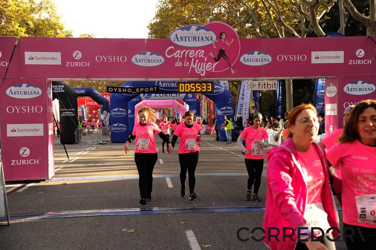 Llegada de la Carrera de la Mujer de Barcelona (ARCO DERECHO 17)