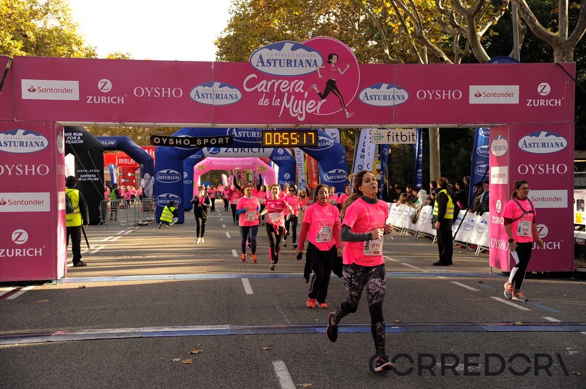 Llegada de la Carrera de la Mujer de Barcelona (ARCO DERECHO 17)