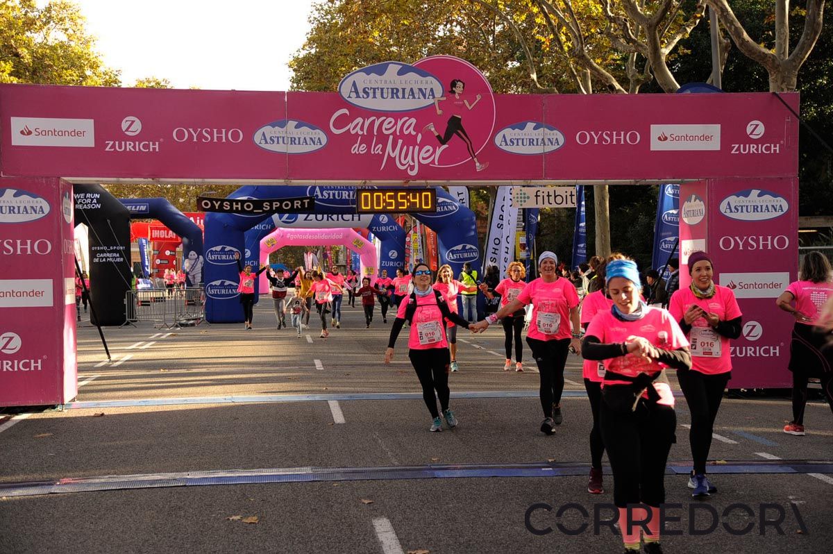 Llegada de la Carrera de la Mujer de Barcelona (ARCO DERECHO 17)