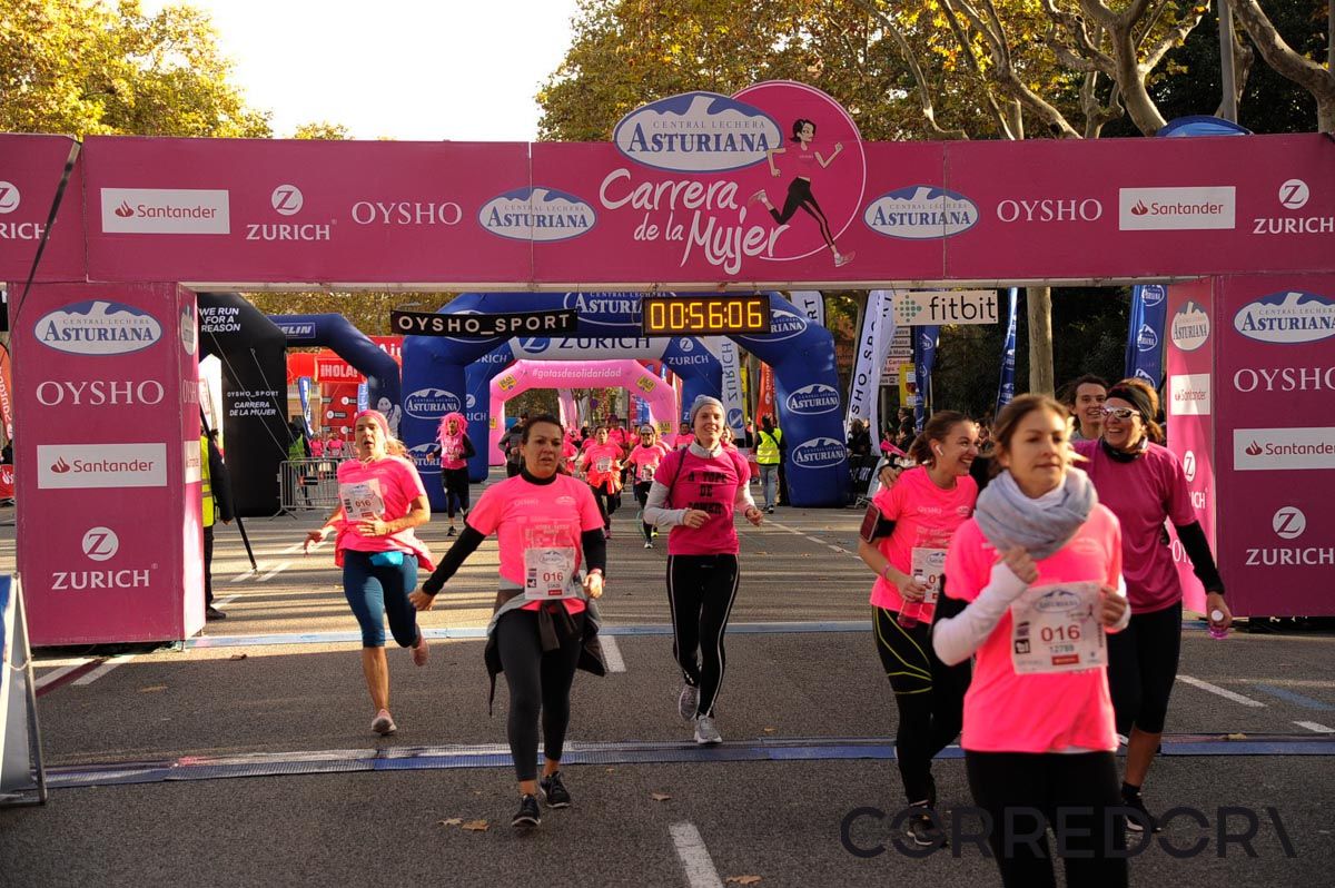 Llegada de la Carrera de la Mujer de Barcelona (ARCO DERECHO 18)