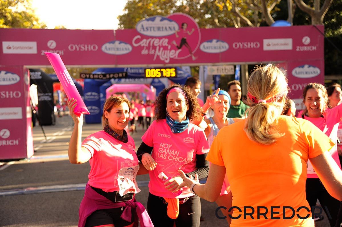 Llegada de la Carrera de la Mujer de Barcelona (ARCO DERECHO 19)