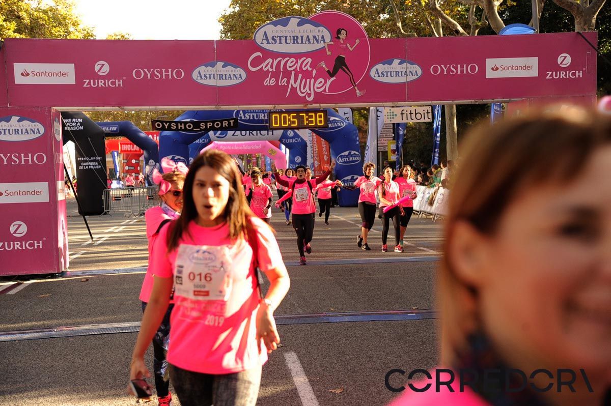 Llegada de la Carrera de la Mujer de Barcelona (ARCO DERECHO 20)