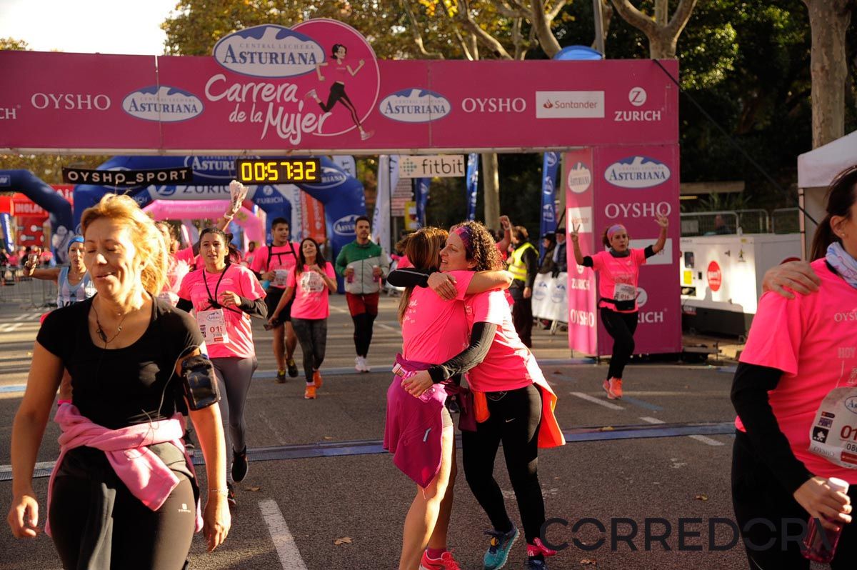 Llegada de la Carrera de la Mujer de Barcelona (ARCO DERECHO 19)