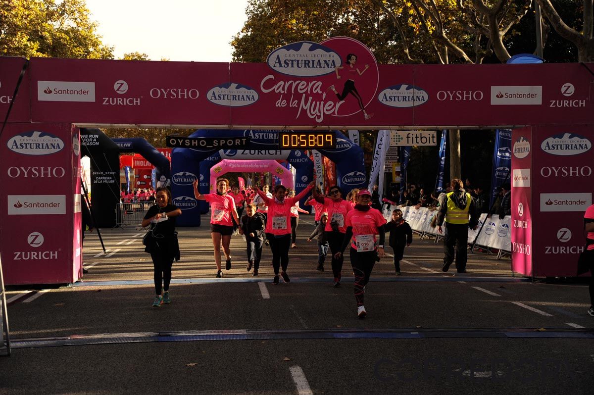 Llegada de la Carrera de la Mujer de Barcelona (ARCO DERECHO 20)