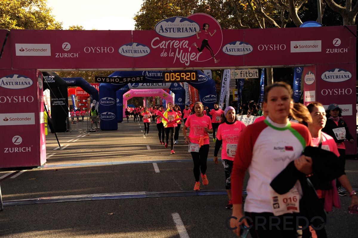 Llegada de la Carrera de la Mujer de Barcelona (ARCO DERECHO 22)