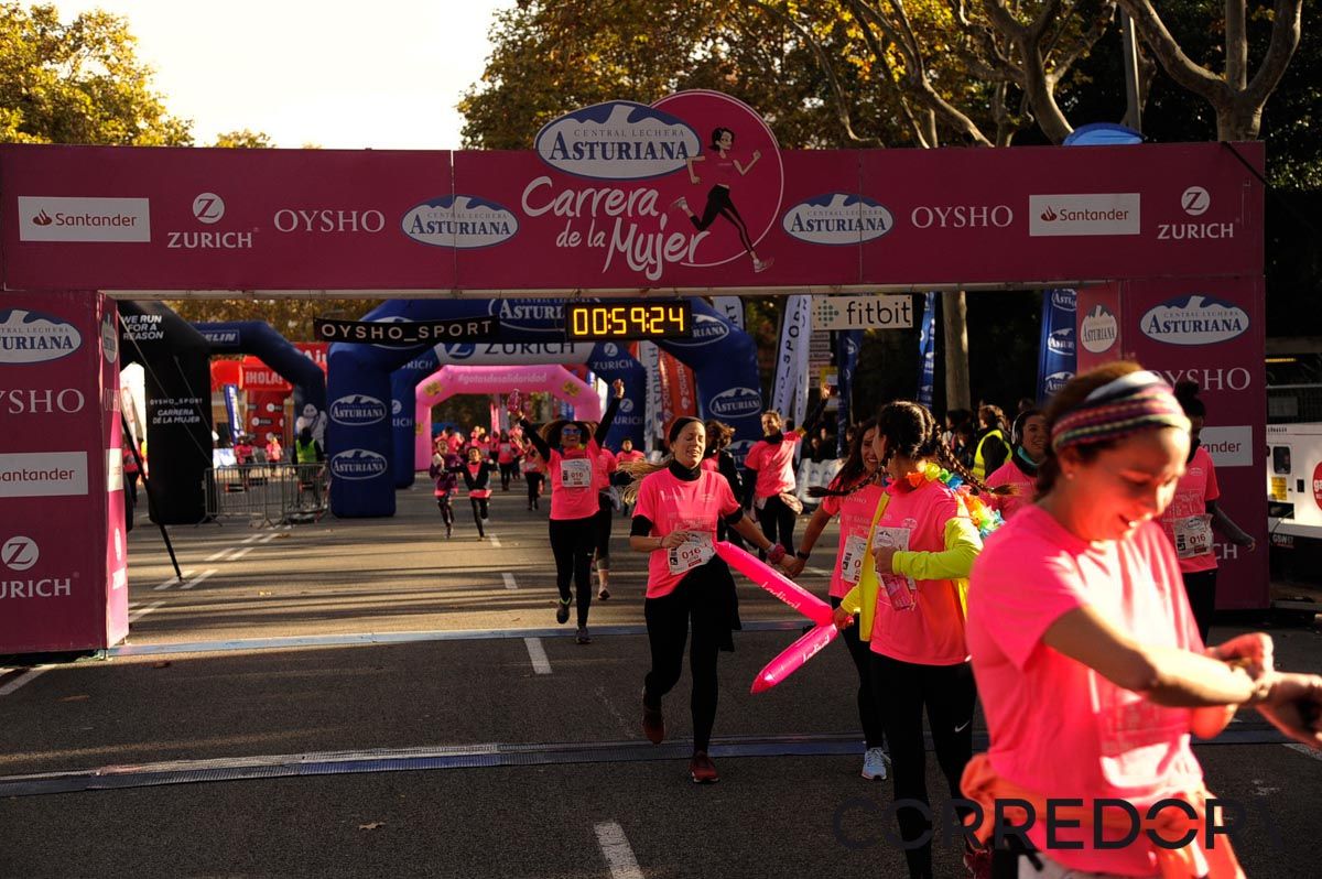 Llegada de la Carrera de la Mujer de Barcelona (ARCO DERECHO 22)