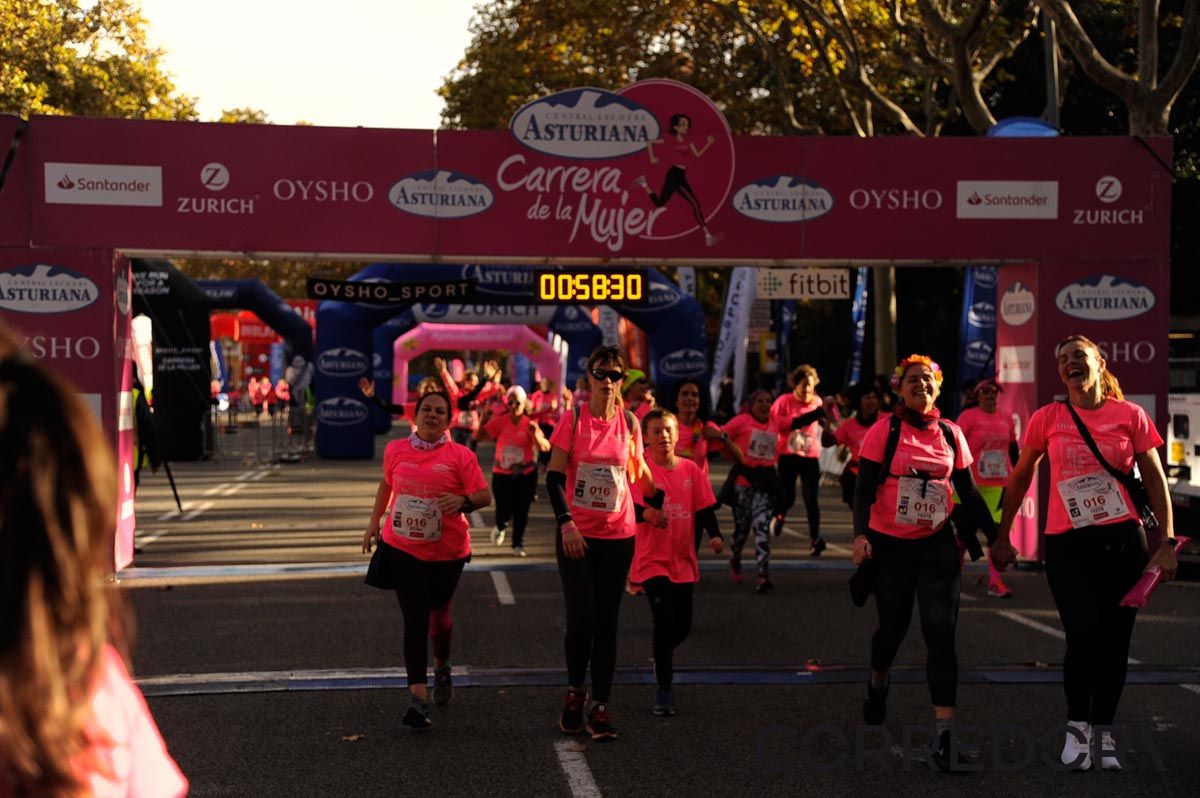 Llegada de la Carrera de la Mujer de Barcelona (ARCO DERECHO 21)
