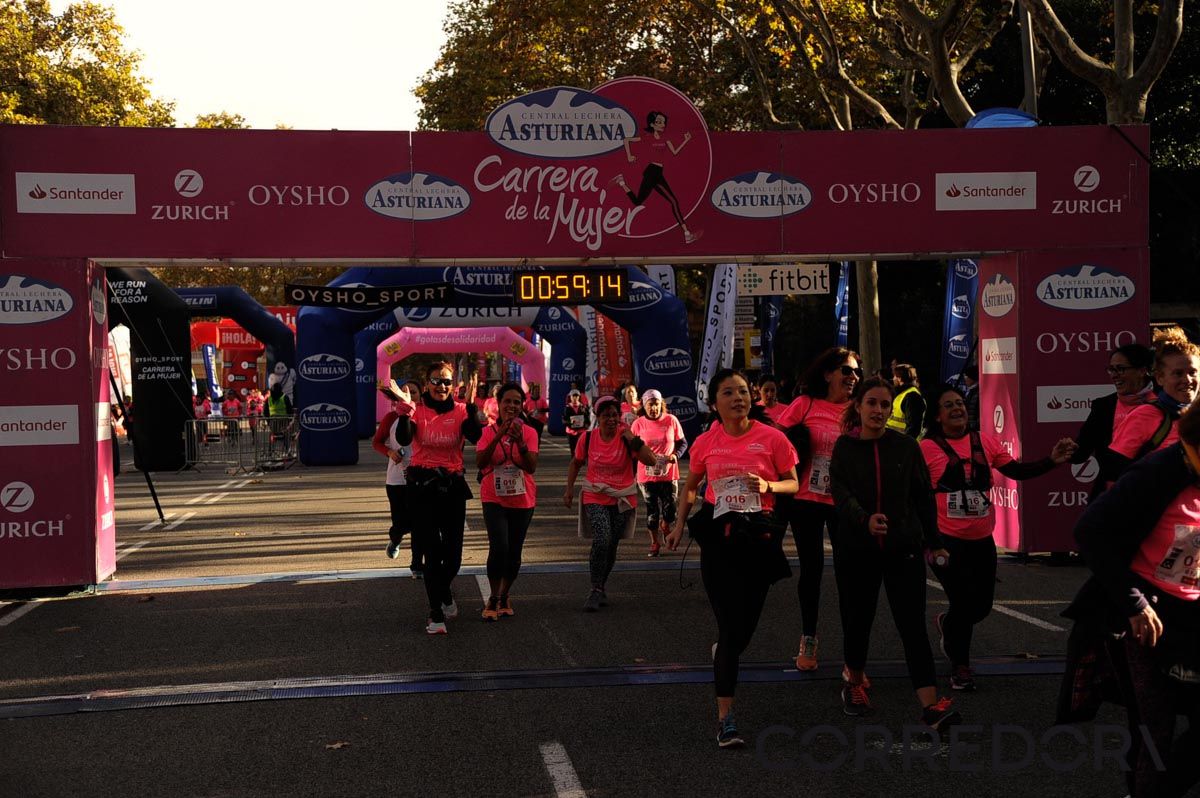 Llegada de la Carrera de la Mujer de Barcelona (ARCO DERECHO 22)