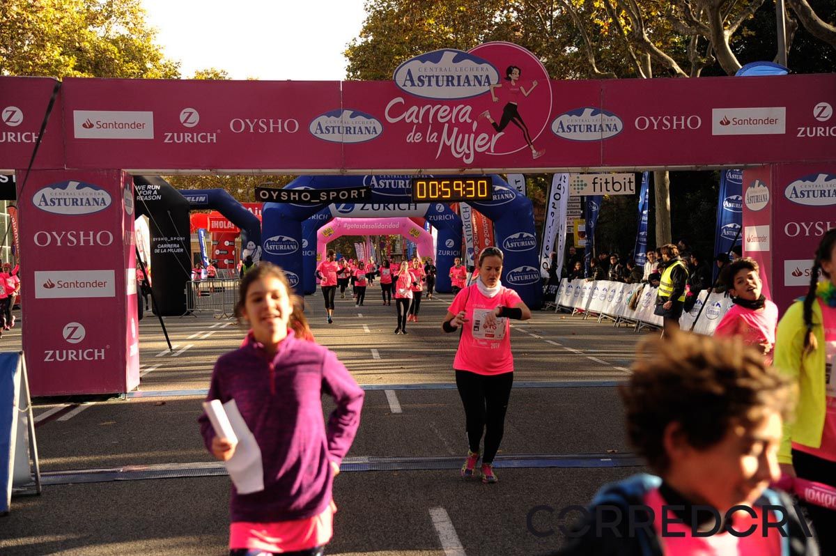 Llegada de la Carrera de la Mujer de Barcelona (ARCO DERECHO 22)