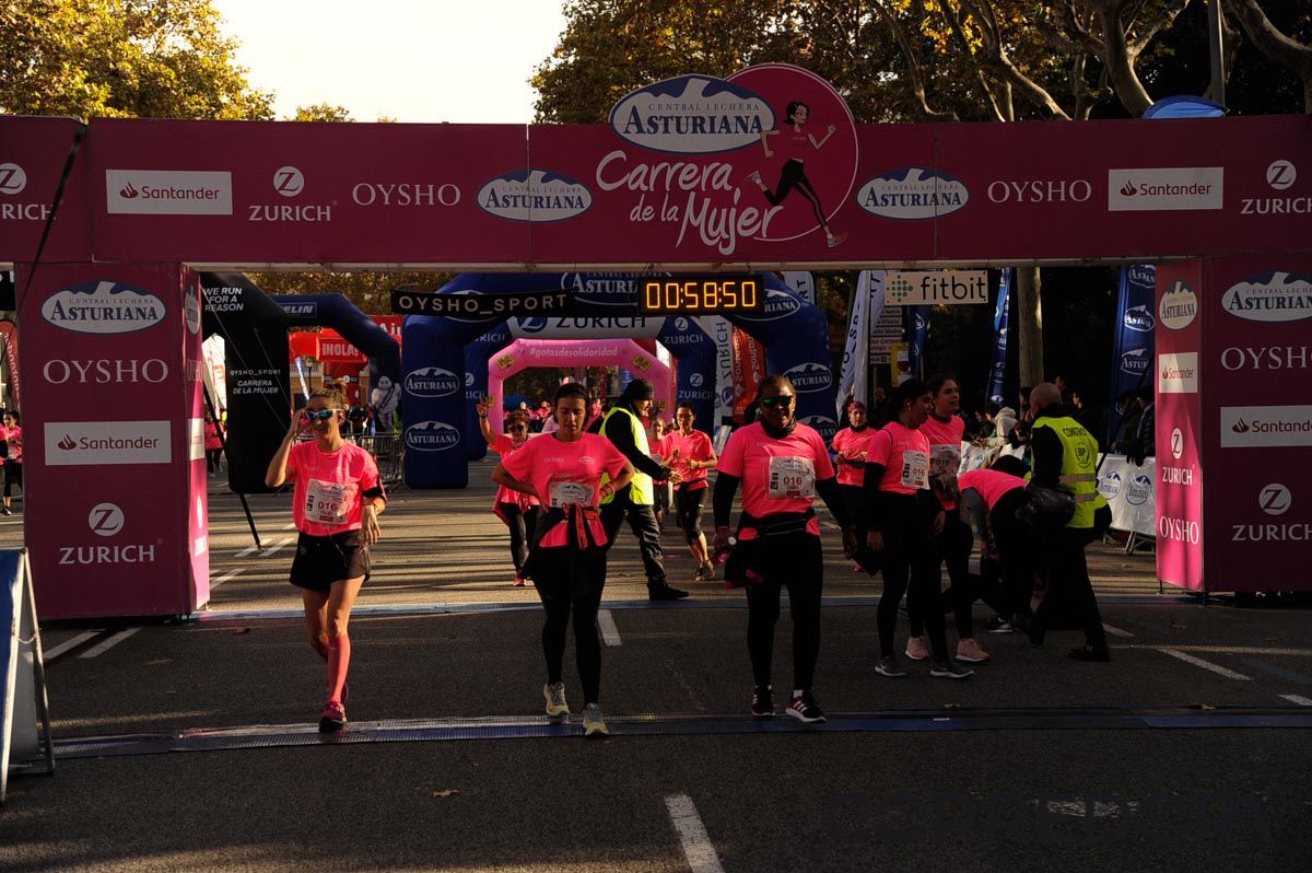 Llegada de la Carrera de la Mujer de Barcelona (ARCO DERECHO 21)