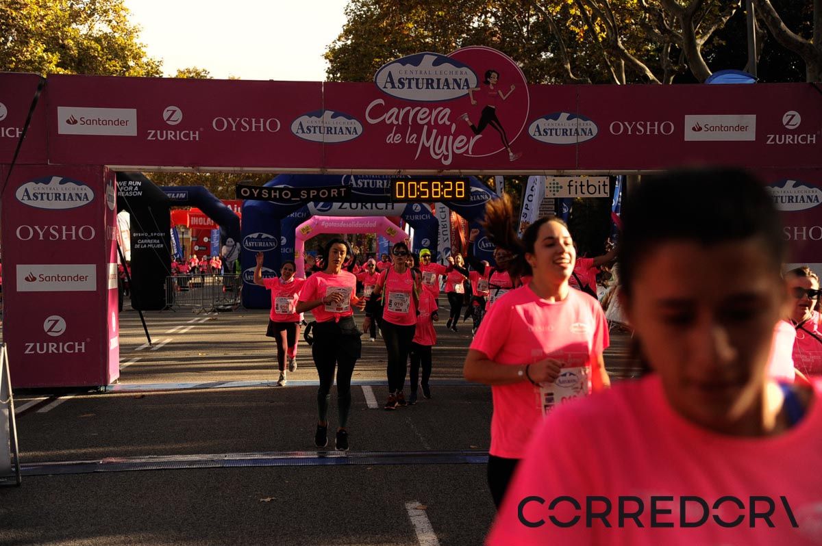 Llegada de la Carrera de la Mujer de Barcelona (ARCO DERECHO 21)
