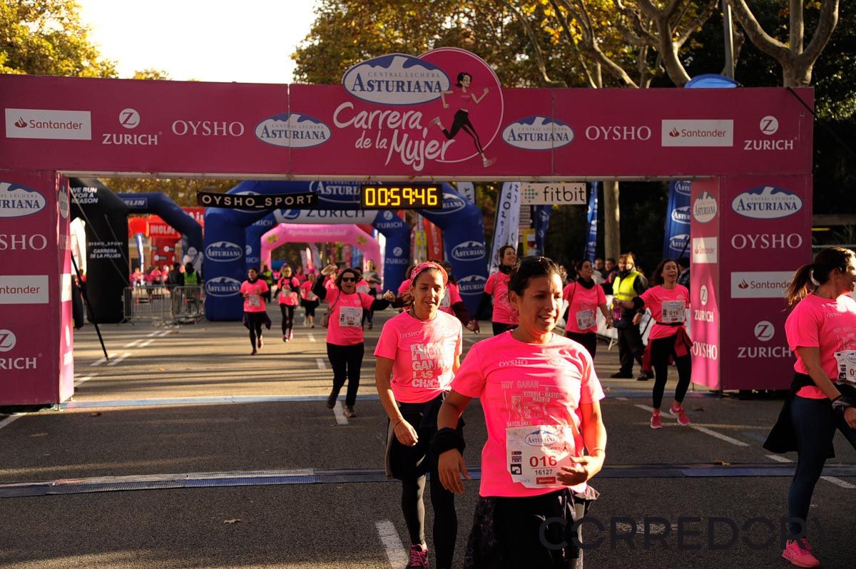 Llegada de la Carrera de la Mujer de Barcelona (ARCO DERECHO 22)