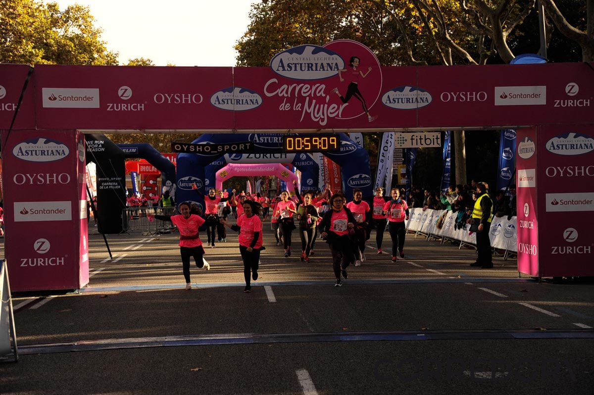Llegada de la Carrera de la Mujer de Barcelona (ARCO DERECHO 21)